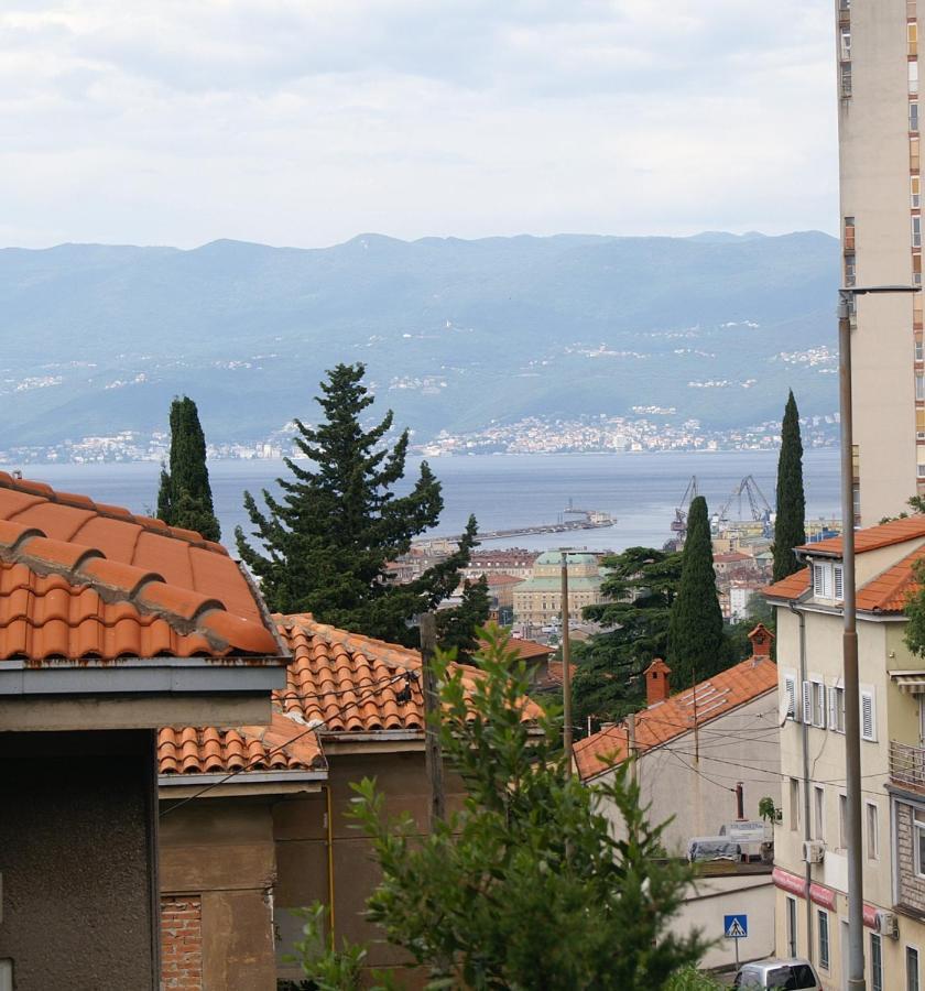 Sea Flower Apartment Rijeka Exterior foto